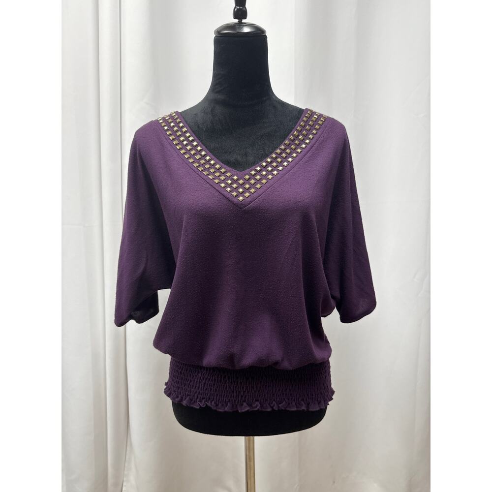 Toto collection shirt with studs on collar and elastic around waist 
Ptp-21
L-22
